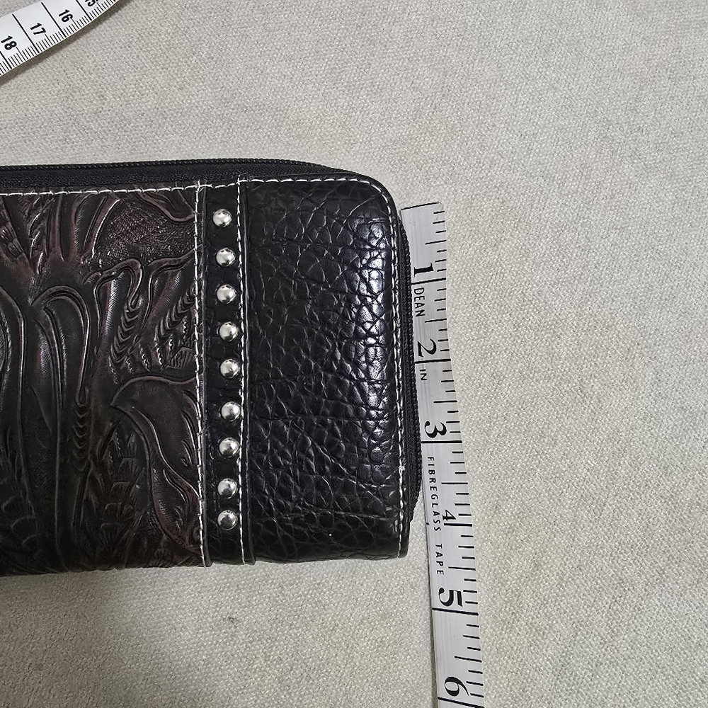 P & G Western Leather Clutch Wallet - Picture 12 of 12